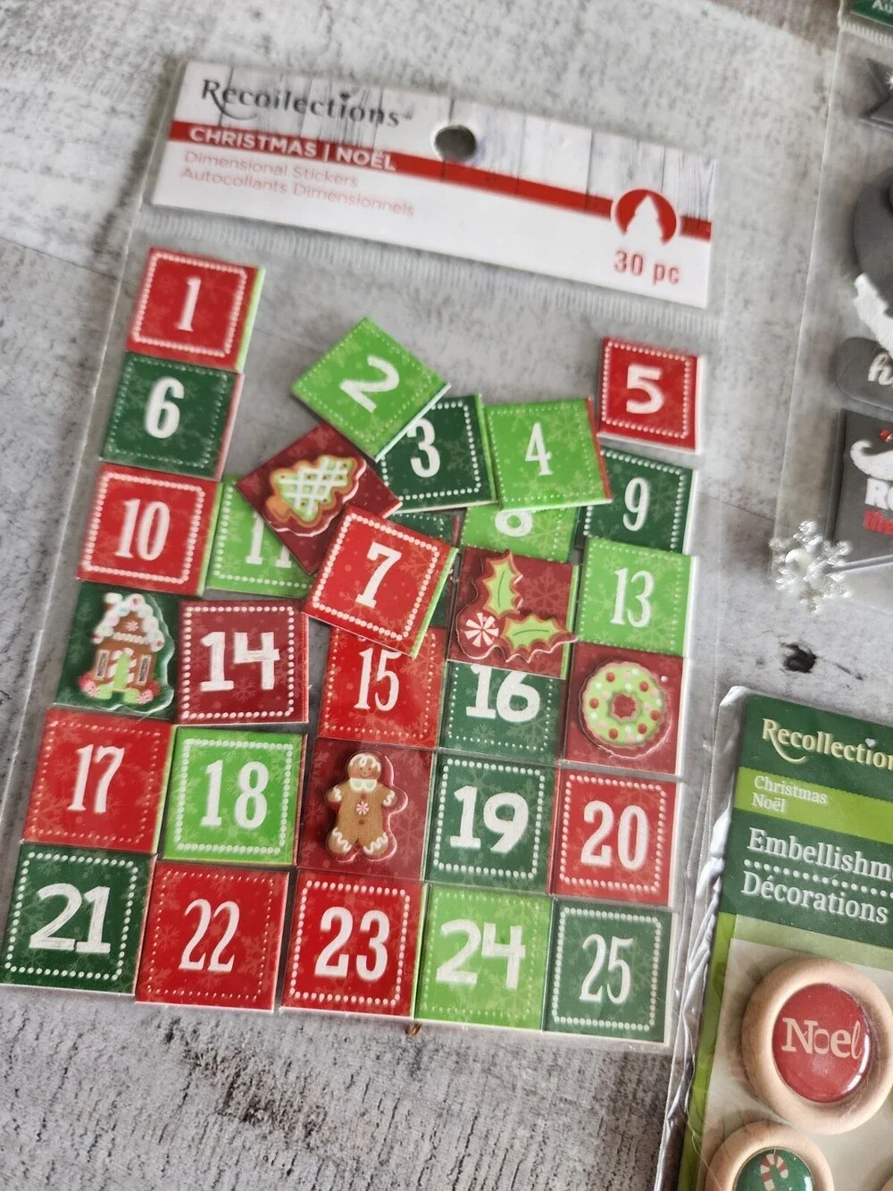 3D Stickers Large LOT - Recollections - Christmas Wreaths Wood Calendar NEW #32